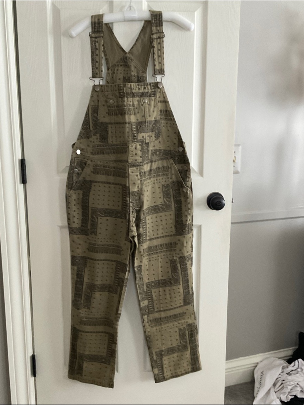 easel Olive Patchwork-Print Utility Overalls